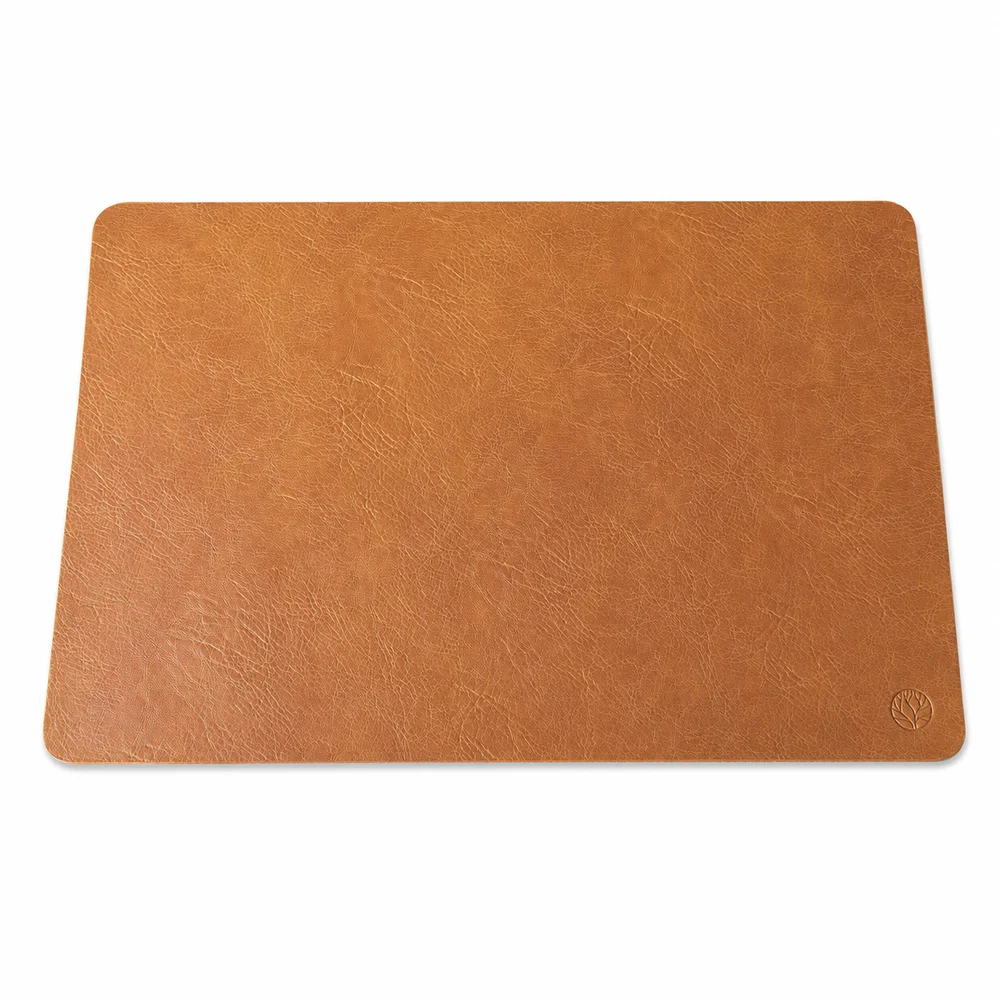 Dekkebrikke kunstlær karamell 30x45cm v:7409730