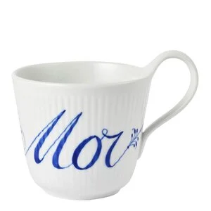Alphabet Collection krus Mor 33 cl blå/hvit v:4079382 Alphabet Collection krus Mor 33 cl blå/hvit v:4079382