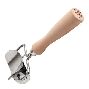 Pastakutter rund 5,4 cm rustfritt stål/tre v:2491979