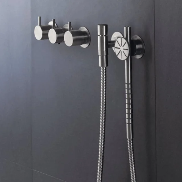 Vola 5411C-070S badekarbatteri, 160 mm tut, med hånddusj, rustfritt stål | 5411C-070S-40