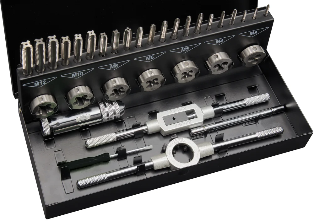 Gjengesett M3-M12 32 deler v:8918465 Gjengesett M3-M12 32 deler v:8918465